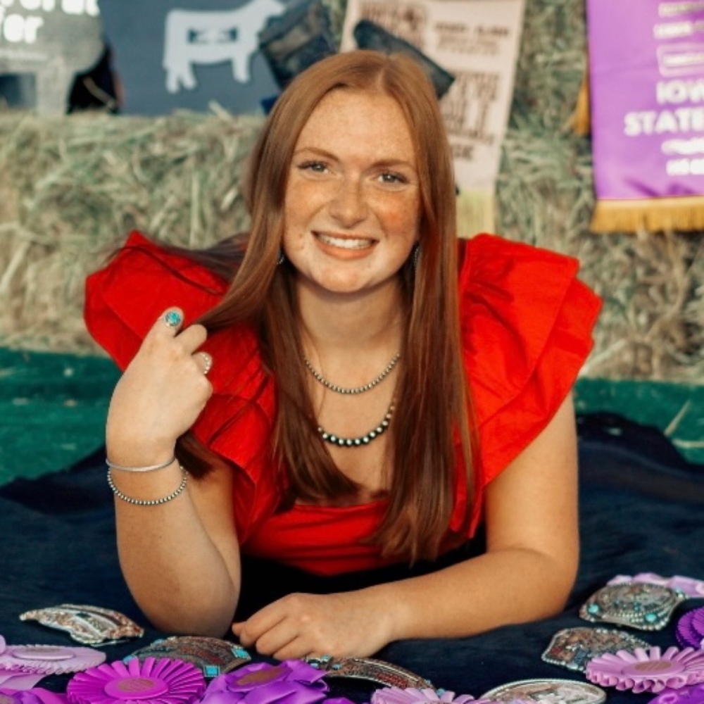 Meet your Posher, Addyson